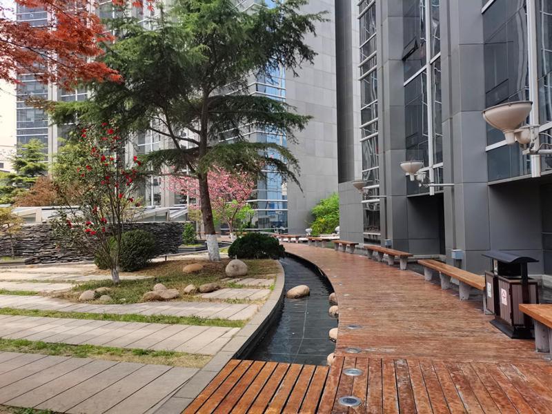Qingdao Jinshan We+ Holiday Apartment Екстер'єр фото