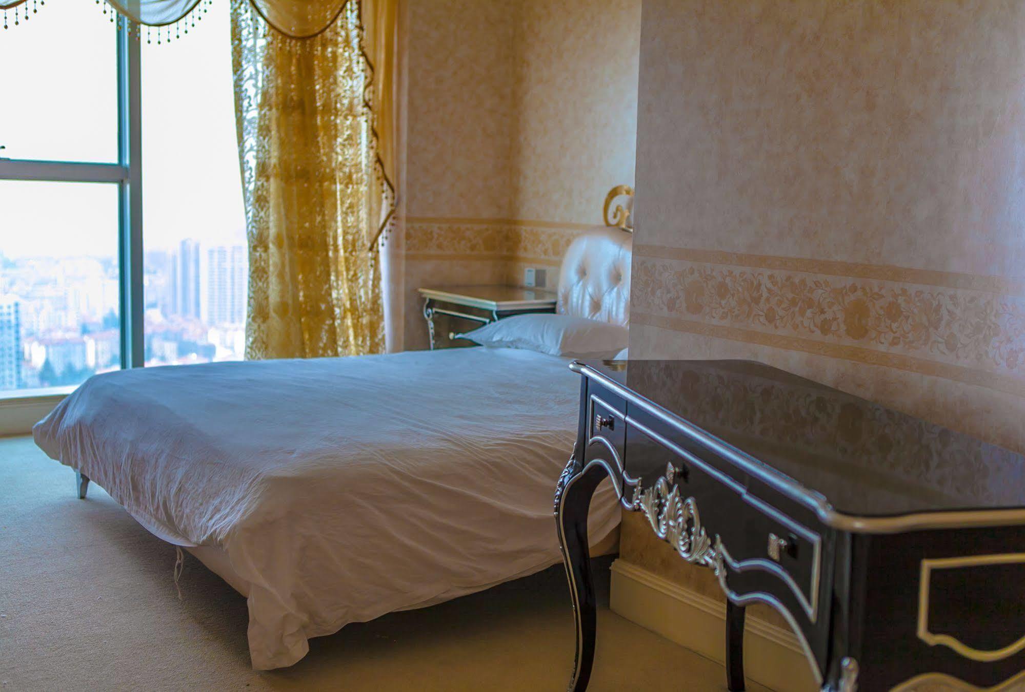 Qingdao Jinshan We+ Holiday Apartment Екстер'єр фото