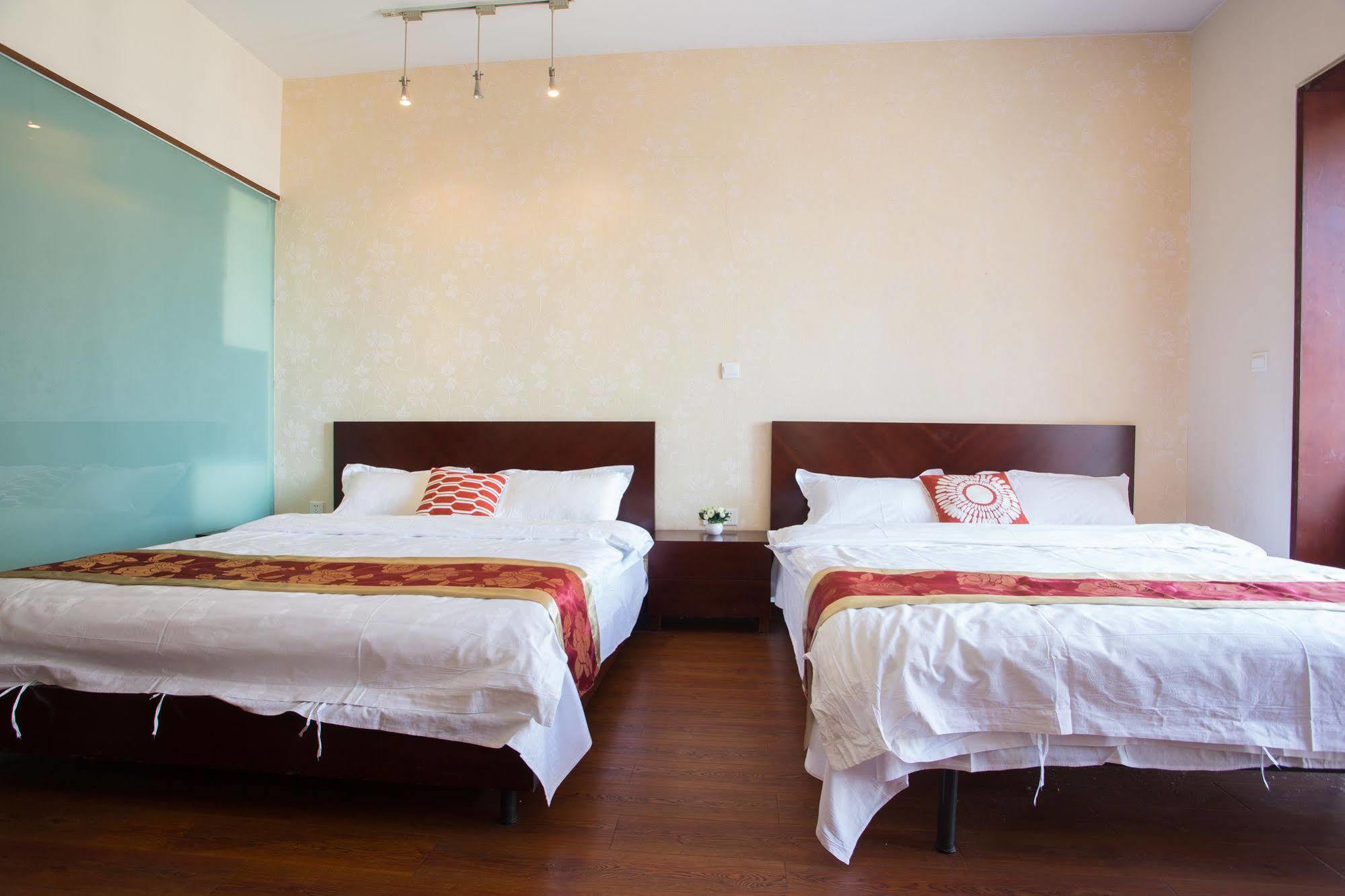 Qingdao Jinshan We+ Holiday Apartment Екстер'єр фото